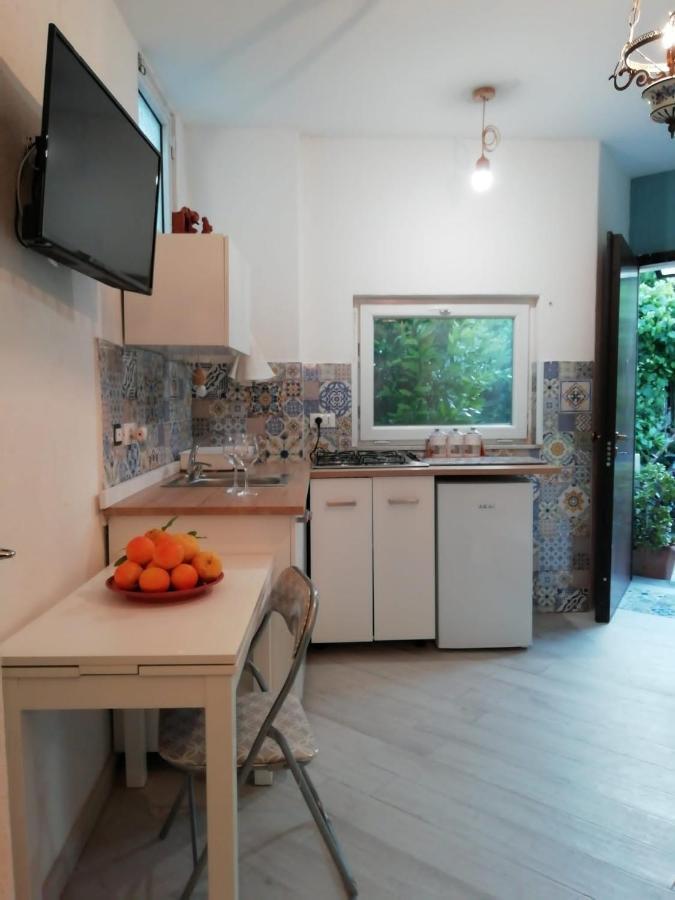 Ross House Appartement Lacco Ameno  Buitenkant foto